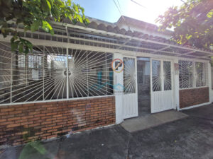 Casa en Venta con Excelente Distribución